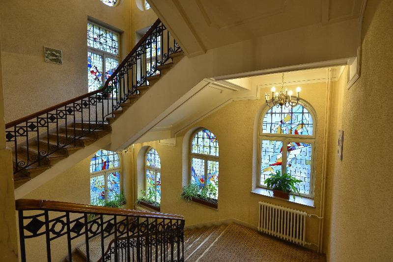 Hotel Coroana Braşov Buitenkant foto